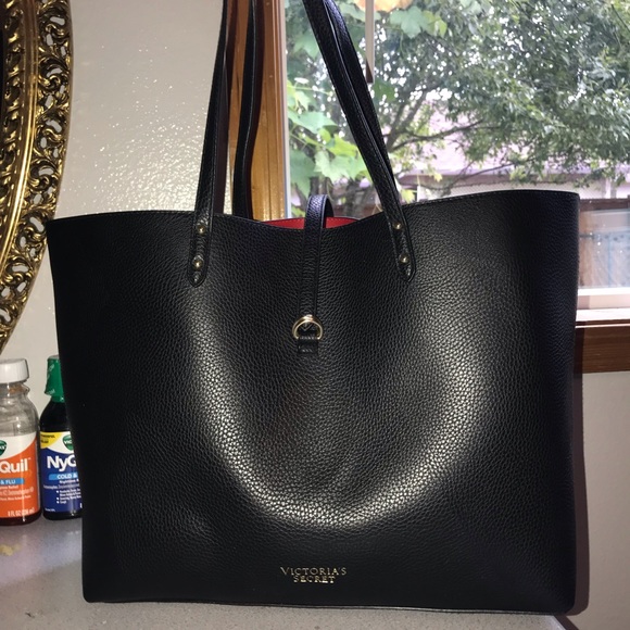 Handbags - Victoria’s Secret purse